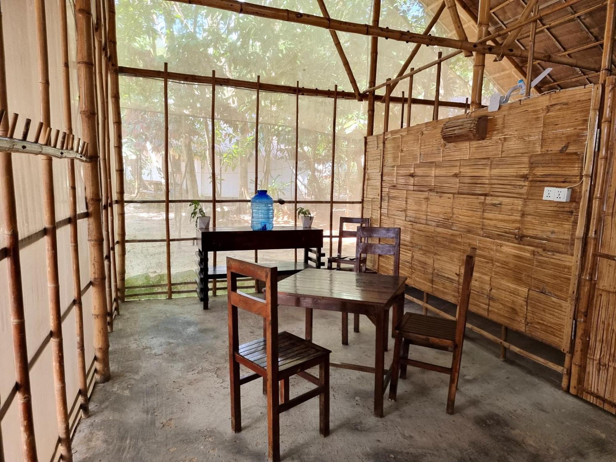Sunboo Beach Bungalows كوه رونغ ساملوم المظهر الخارجي الصورة