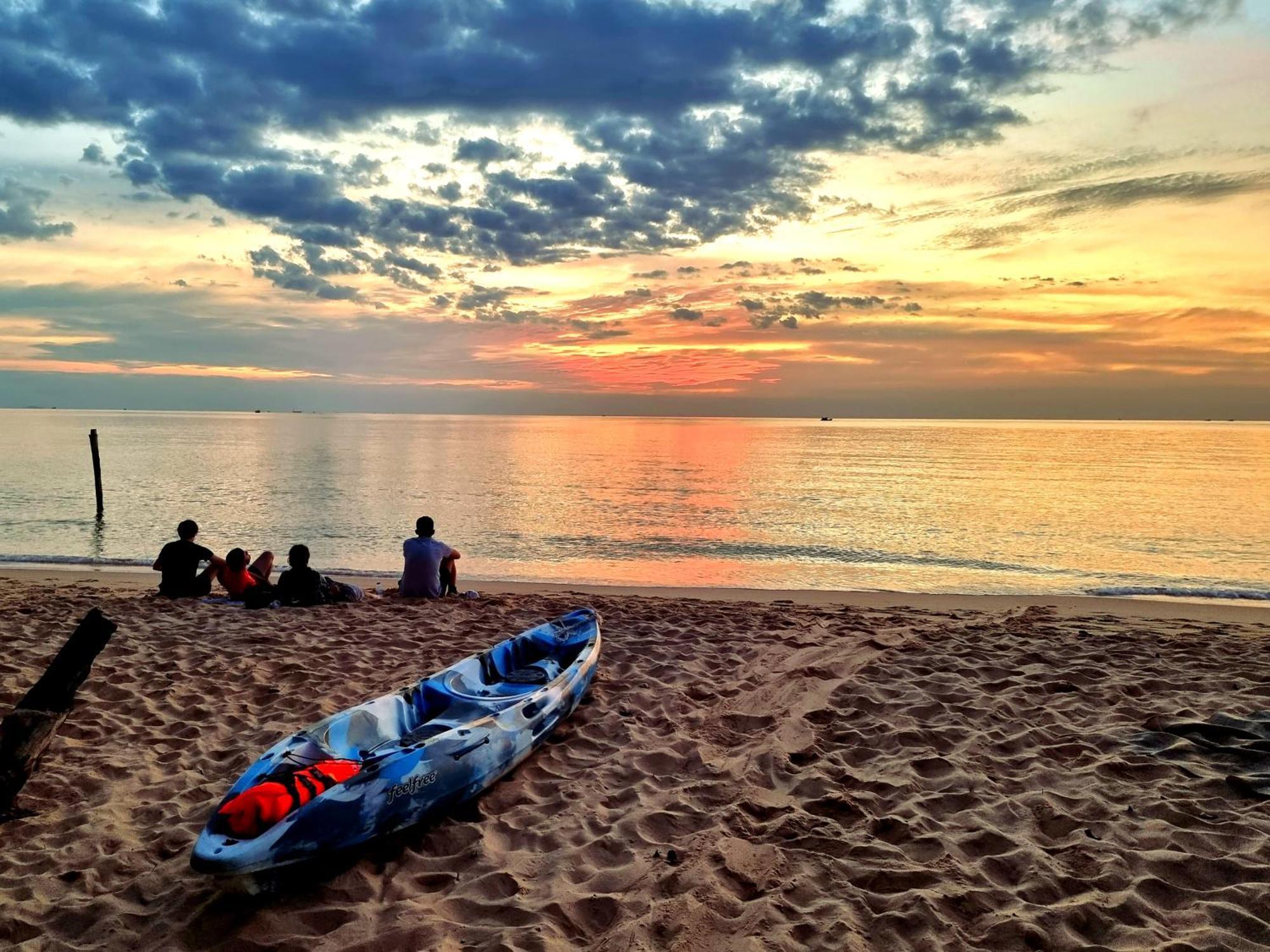 Sunboo Beach Bungalows كوه رونغ ساملوم المظهر الخارجي الصورة