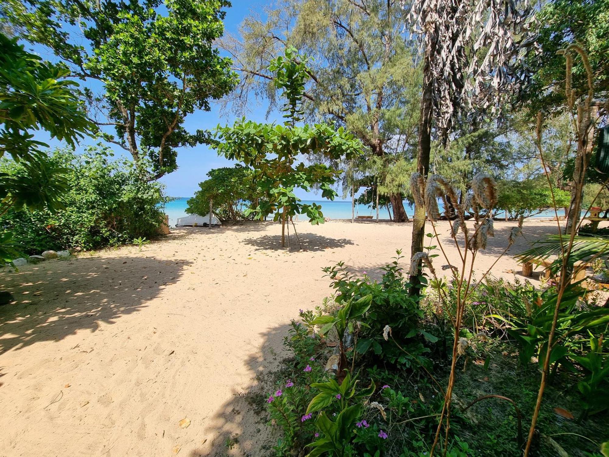 Sunboo Beach Bungalows كوه رونغ ساملوم المظهر الخارجي الصورة